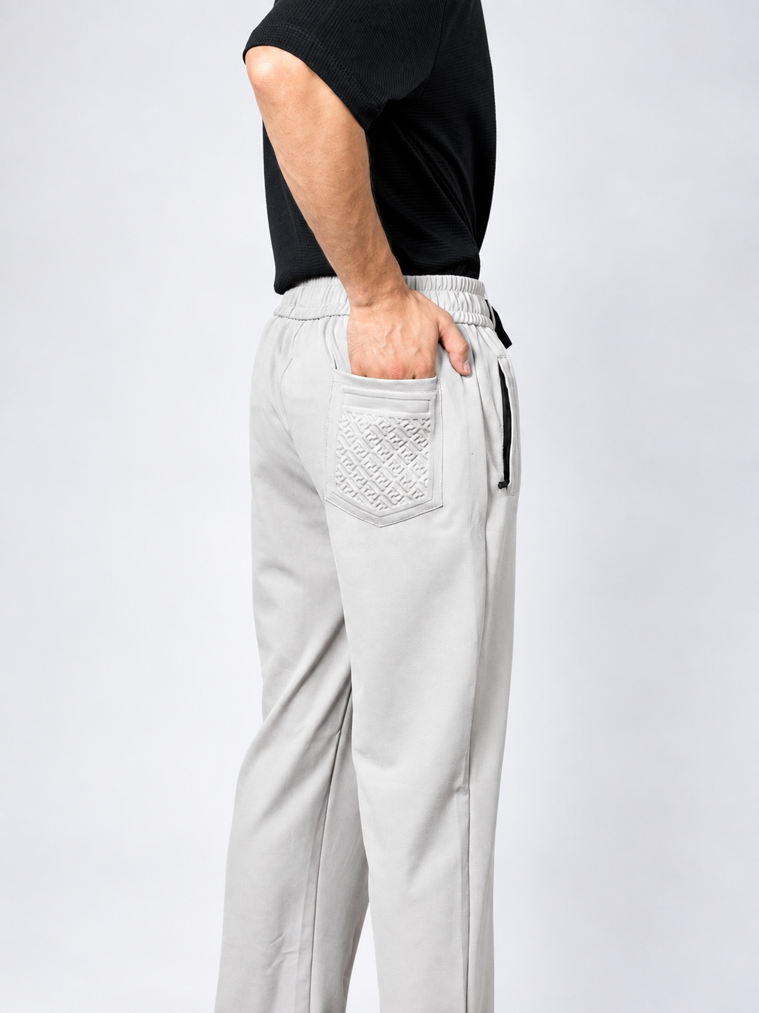 Men’s Beige Relaxed-Fit Knitted Waffle Trouser – Textured Pocket Detail