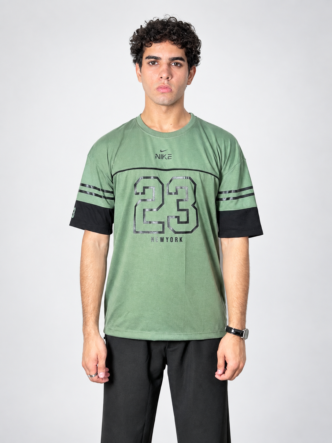 Nike Drop-Shoulder Oversized Graphic Tee "23" – Green