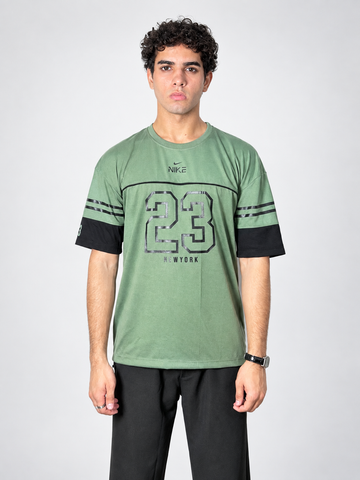 Nike Drop-Shoulder Oversized Graphic Tee "23" – Green